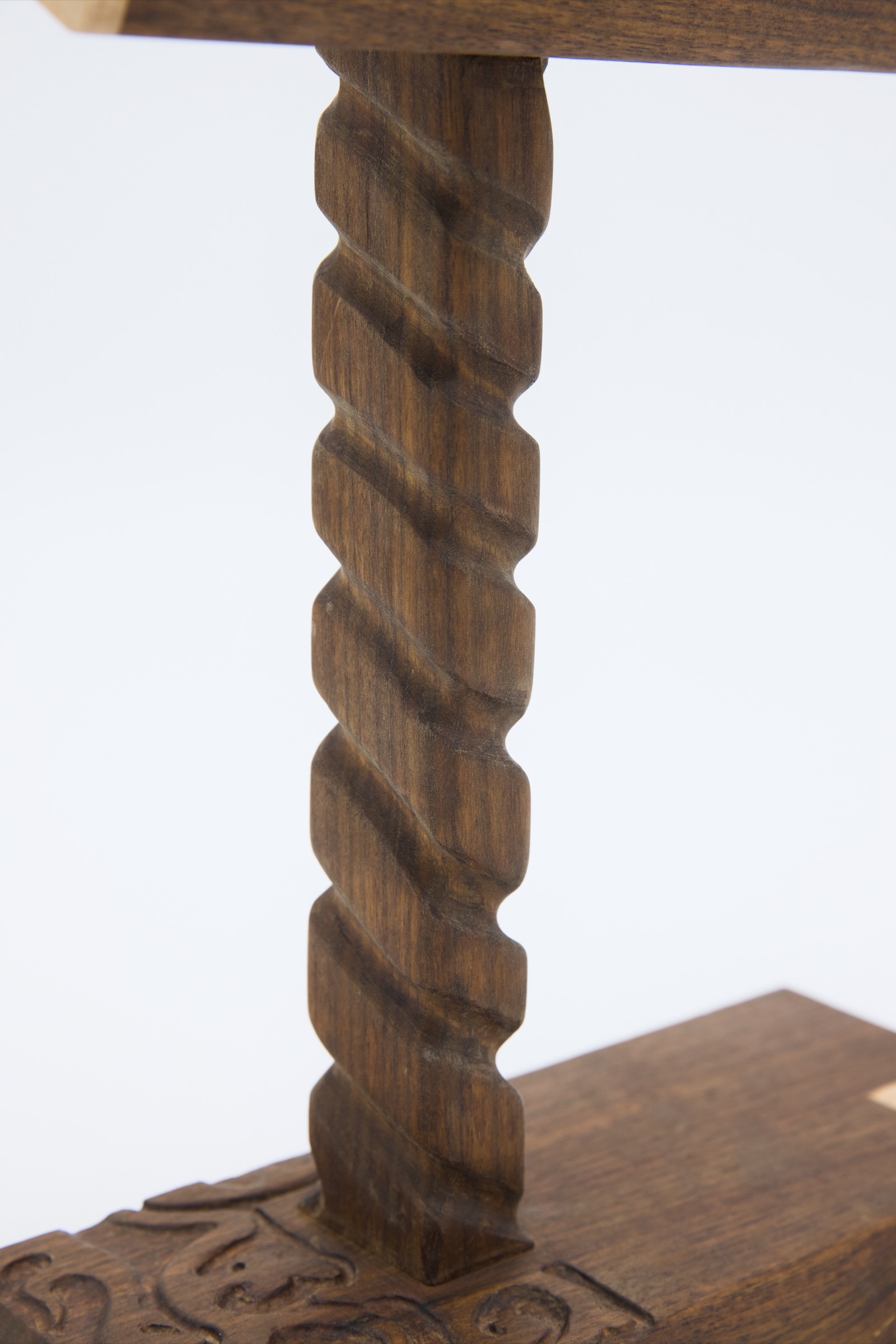 Watch stand twisted column detail